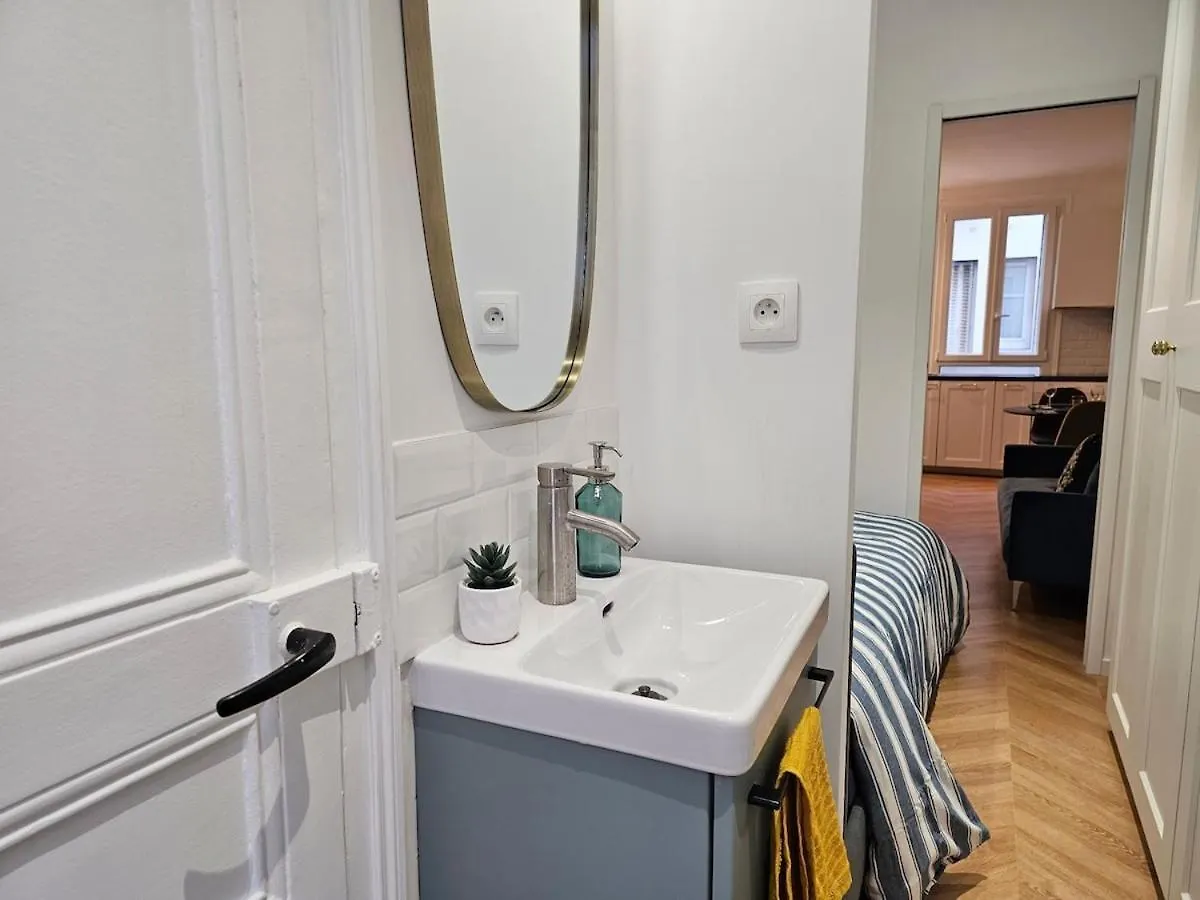 Charme Apt A Paris Ideal For 3P 아파트